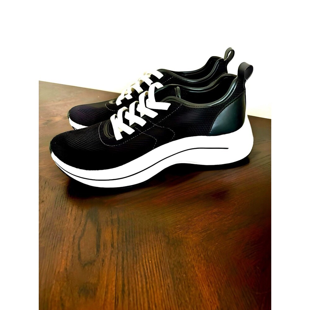 Dr Scholl's Women's Wannabe Knit Slip on Retro Sneaker